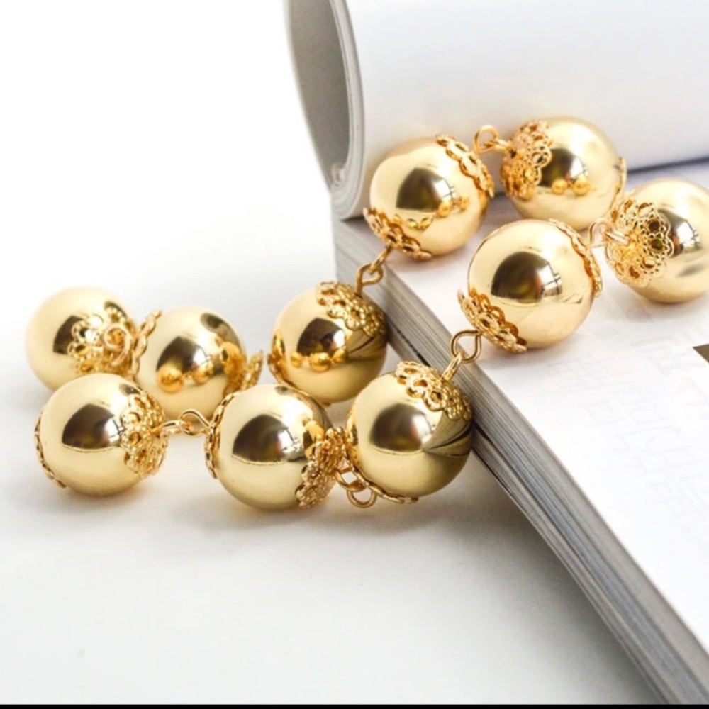Fashionable Tiered Ball Earrings